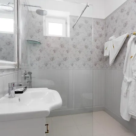 Notarius Vendeghaz Bed and Breakfast